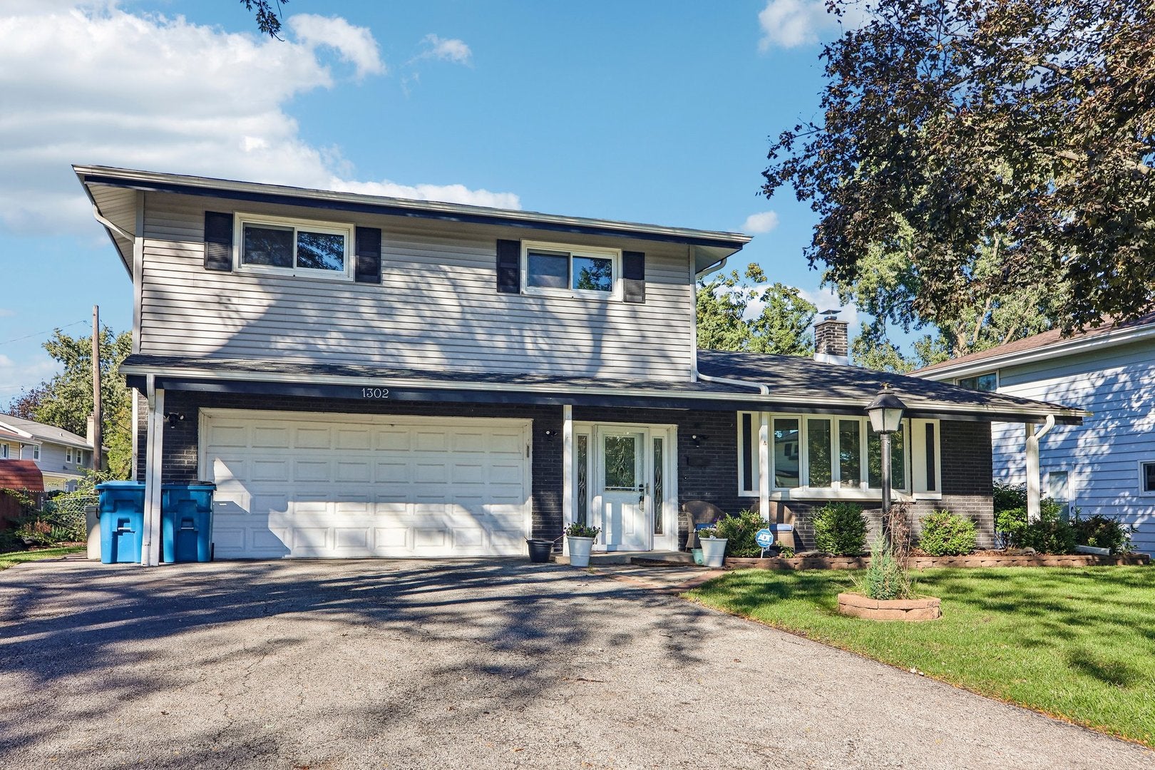 1302 E Greenwood Drive