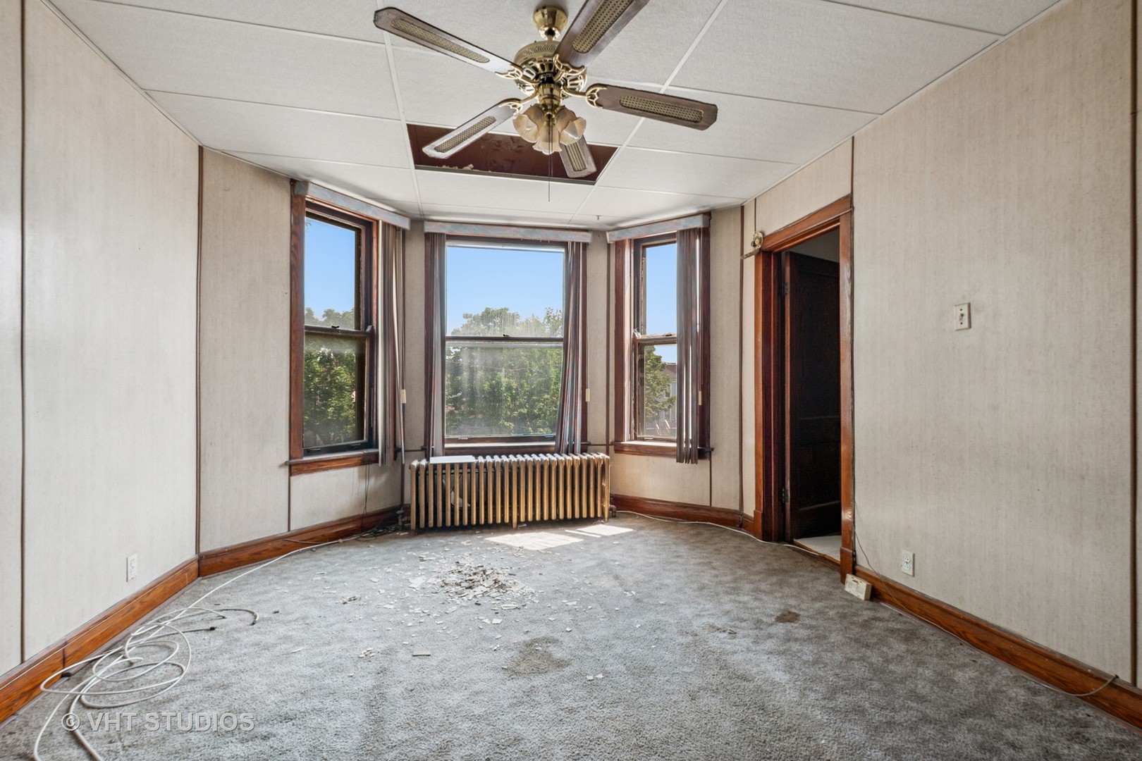 4026 W Cermak Road
