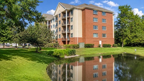 Tiny photo for 2301 Oakmont Way #502, Darien, IL 60561 (MLS # 12704002)