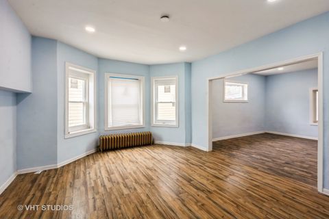 Tiny photo for 32 W 109th Place, Chicago, IL 60628 (MLS # 12396025)