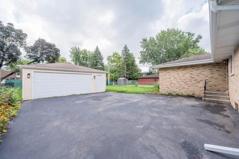 Tiny photo for 18515 Oakley Avenue, Lansing, IL 60438 (MLS # 12720340)