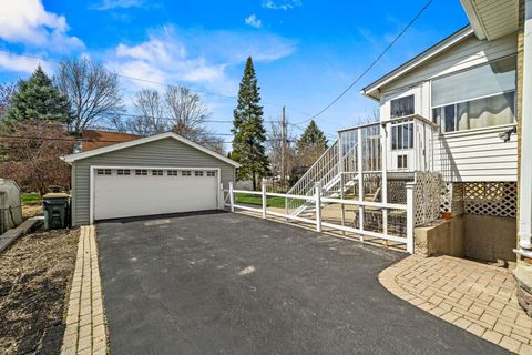 Tiny photo for 158 S Benton Street, Palatine, IL 60067 (MLS # 12680424)