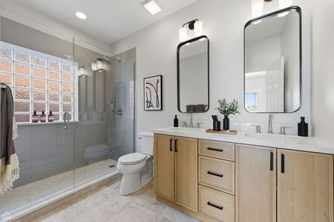 Tiny photo for 1035 W Taylor Street #3, Chicago, IL 60607 (MLS # 12571760)