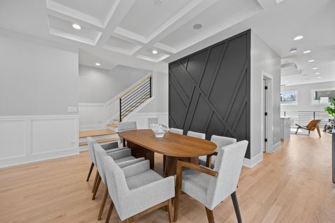 Tiny photo for 2323 W Farragut Avenue, Chicago, IL 60625 (MLS # 12596591)