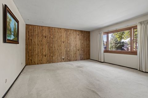 Tiny photo for 808 COVE Avenue, Lockport, IL 60441 (MLS # 12487159)