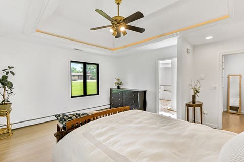 Tiny photo for 5 Bruce Circle N, Hawthorn Woods, IL 60047 (MLS # 12720955)