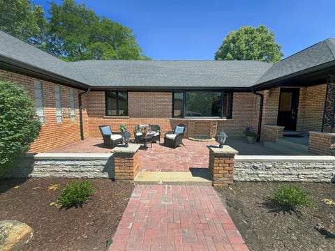 Tiny photo for 5 Bruce Circle N, Hawthorn Woods, IL 60047 (MLS # 12720955)