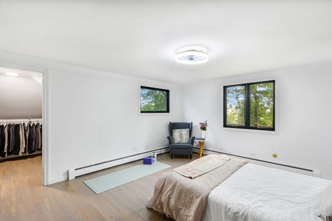 Tiny photo for 5 Bruce Circle N, Hawthorn Woods, IL 60047 (MLS # 12720955)