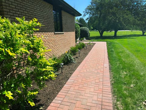 Tiny photo for 5 Bruce Circle N, Hawthorn Woods, IL 60047 (MLS # 12720955)