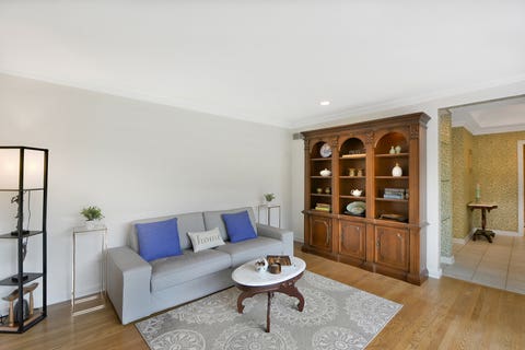 Tiny photo for 5 Bruce Circle N, Hawthorn Woods, IL 60047 (MLS # 12720955)