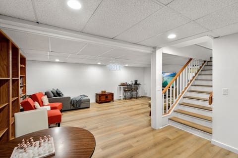 Tiny photo for 5 Bruce Circle N, Hawthorn Woods, IL 60047 (MLS # 12720955)