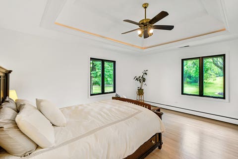 Tiny photo for 5 Bruce Circle N, Hawthorn Woods, IL 60047 (MLS # 12720955)