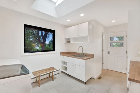 Tiny photo for 5 Bruce Circle N, Hawthorn Woods, IL 60047 (MLS # 12720955)