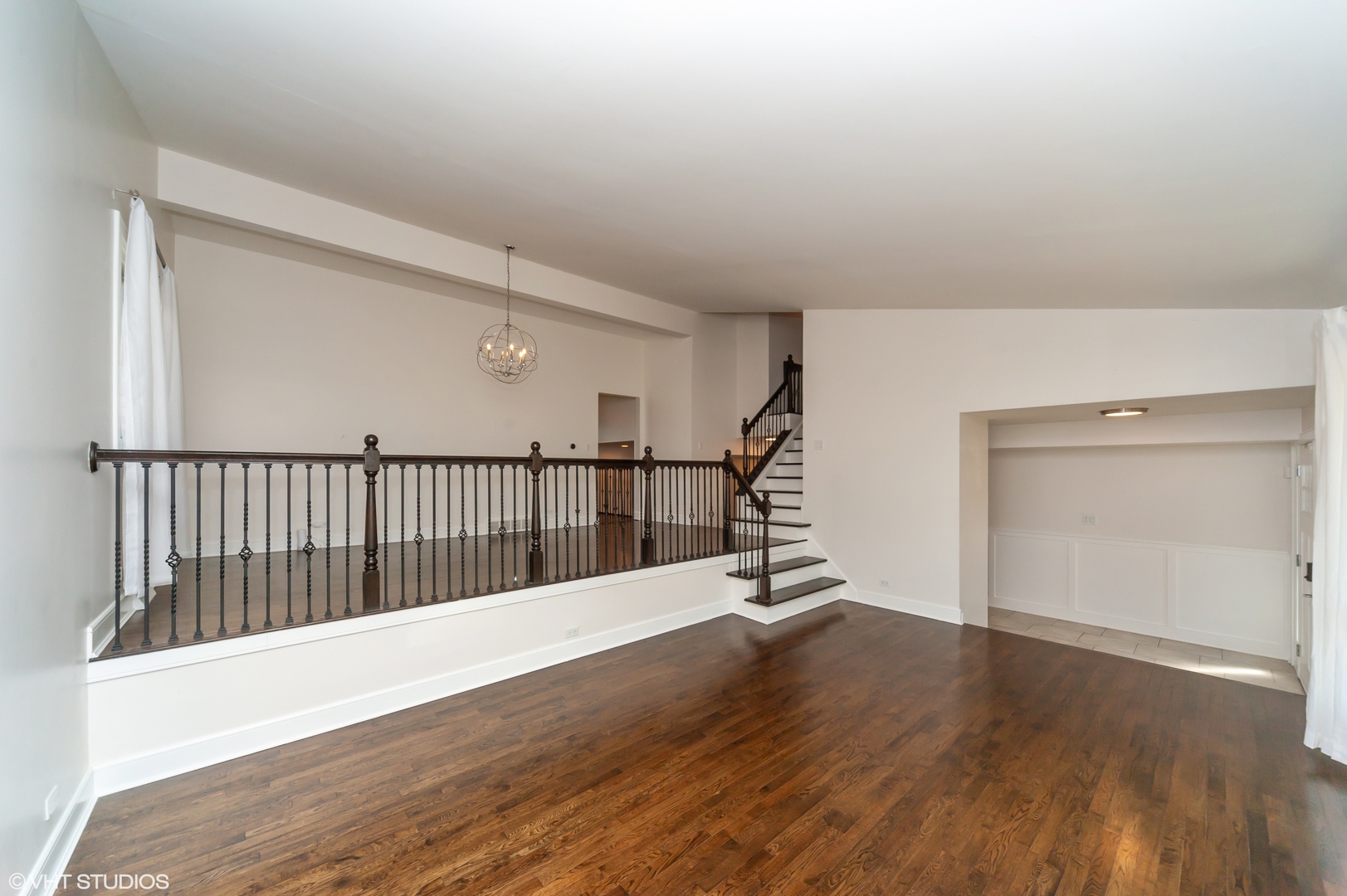 1309 N Arlington Heights Road