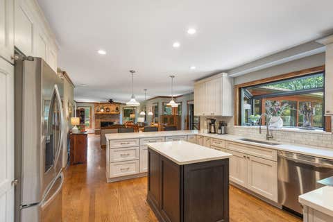 Tiny photo for 301 Ambria Drive, Mundelein, IL 60060 (MLS # 12721464)