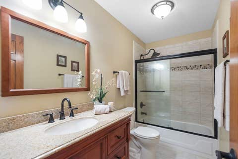Tiny photo for 301 Ambria Drive, Mundelein, IL 60060 (MLS # 12721464)