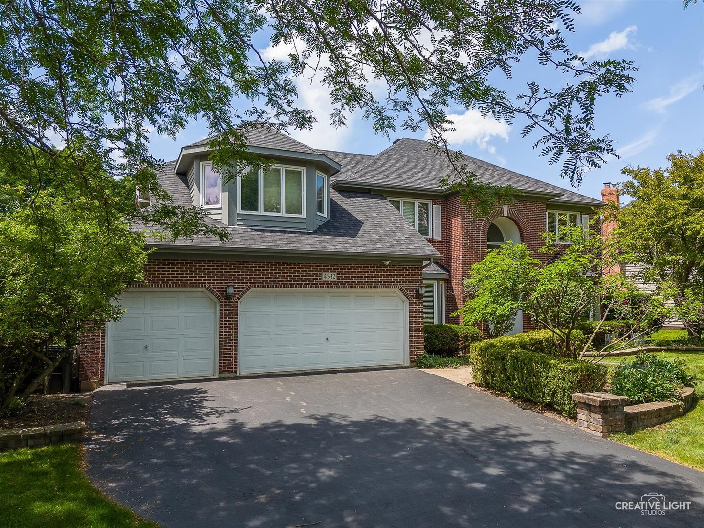 4332 Camelot Circle