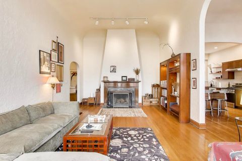 Tiny photo for 480 Sheridan Road #3, Evanston, IL 60202 (MLS # 12572713)