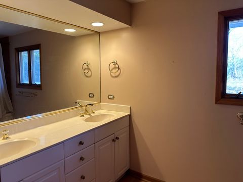 Tiny photo for 263 Biltmore Drive, North Barrington, IL 60010 (MLS # 12473520)