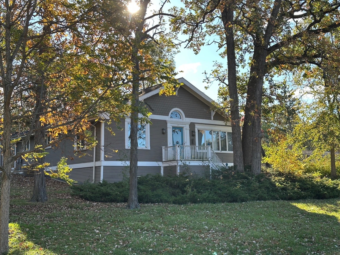 Photo 1 of 23 — 263 Biltmore Drive, North Barrington, IL 60010
