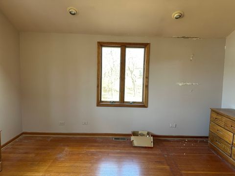 Tiny photo for 263 Biltmore Drive, North Barrington, IL 60010 (MLS # 12473520)