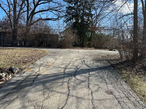 Tiny photo for 263 Biltmore Drive, North Barrington, IL 60010 (MLS # 12473520)