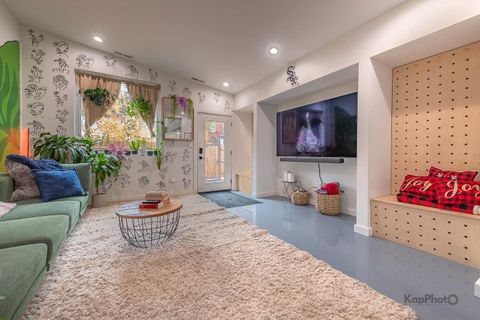 Tiny photo for 2828 W Wilcox Street, Chicago, IL 60612 (MLS # 12525431)