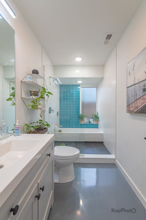 Tiny photo for 2828 W Wilcox Street, Chicago, IL 60612 (MLS # 12525431)