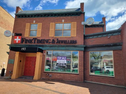 1913-15 Sheridan Road Highland Park IL 60035