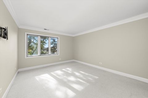 Tiny photo for 7100 W 95th Street #312, Oak Lawn, IL 60453 (MLS # 12513751)