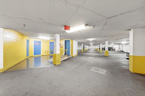 Tiny photo for 7100 W 95th Street #312, Oak Lawn, IL 60453 (MLS # 12513751)