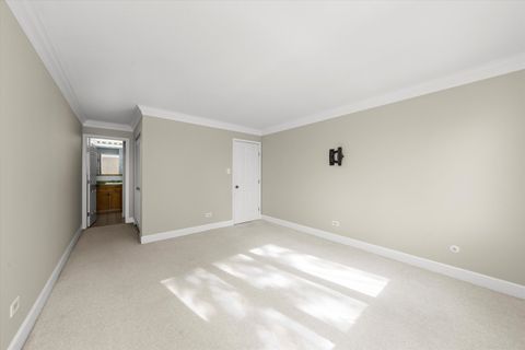 Tiny photo for 7100 W 95th Street #312, Oak Lawn, IL 60453 (MLS # 12513751)