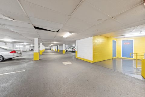 Tiny photo for 7100 W 95th Street #312, Oak Lawn, IL 60453 (MLS # 12513751)