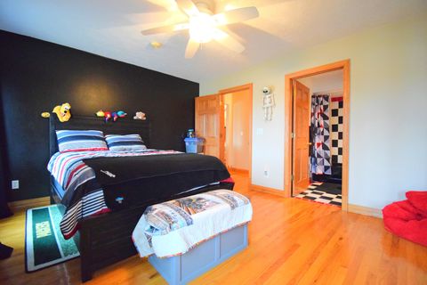 Tiny photo for 12863 Bowling Alley Road, Benton, IL 62812 (MLS # 12548758)