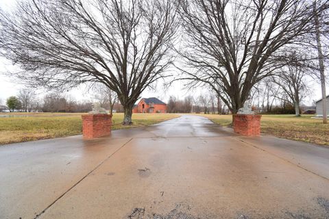 Tiny photo for 12863 Bowling Alley Road, Benton, IL 62812 (MLS # 12548758)