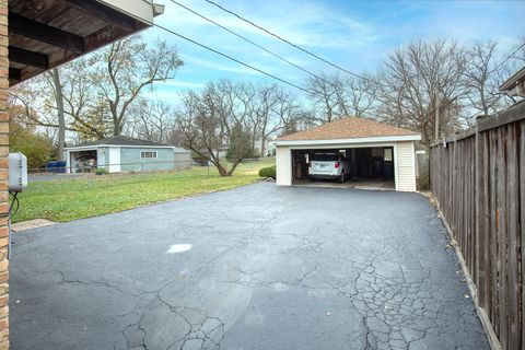 Tiny photo for 136 S Wisconsin Avenue, Villa Park, IL 60181 (MLS # 12522038)