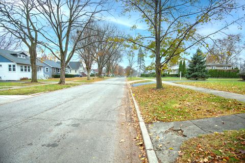 Tiny photo for 136 S Wisconsin Avenue, Villa Park, IL 60181 (MLS # 12522038)