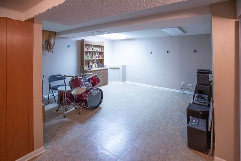 Tiny photo for 136 S Wisconsin Avenue, Villa Park, IL 60181 (MLS # 12522038)