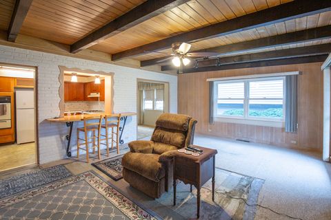 Tiny photo for 136 S Wisconsin Avenue, Villa Park, IL 60181 (MLS # 12522038)