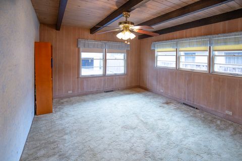 Tiny photo for 136 S Wisconsin Avenue, Villa Park, IL 60181 (MLS # 12522038)