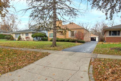 Tiny photo for 136 S Wisconsin Avenue, Villa Park, IL 60181 (MLS # 12522038)