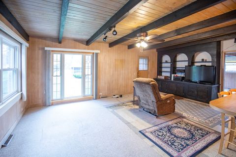 Tiny photo for 136 S Wisconsin Avenue, Villa Park, IL 60181 (MLS # 12522038)