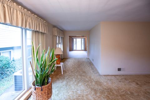 Tiny photo for 136 S Wisconsin Avenue, Villa Park, IL 60181 (MLS # 12522038)