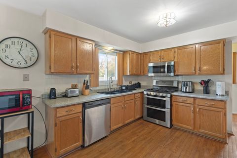 Tiny photo for 22403 Millard Avenue, Richton Park, IL 60471 (MLS # 12512902)