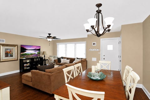 Tiny photo for 237 N Hamlin Avenue, Park Ridge, IL 60068 (MLS # 12711530)