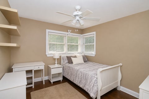 Tiny photo for 237 N Hamlin Avenue, Park Ridge, IL 60068 (MLS # 12711530)