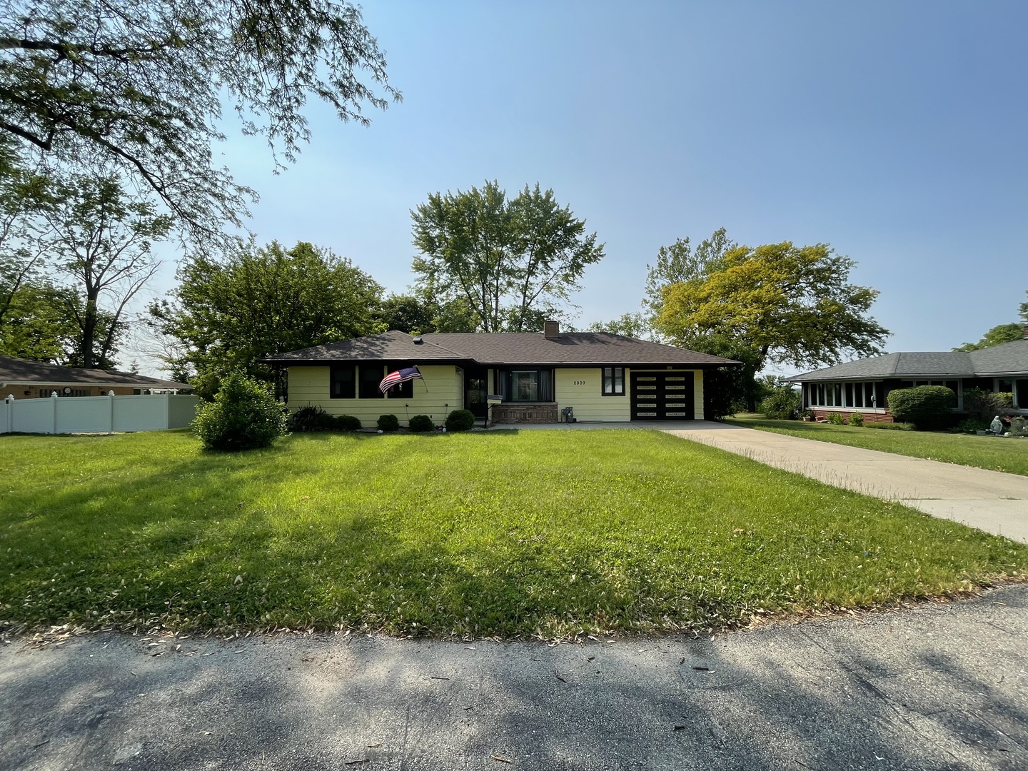 2009 Boehme Street