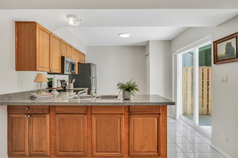 Tiny photo for 932 Chase Court, Gurnee, IL 60031 (MLS # 12742214)
