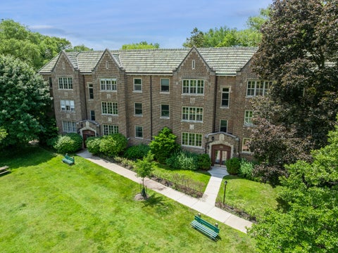 Photo of 1210 Central Street #3N, Evanston, IL 60201 (MLS # 12666309)