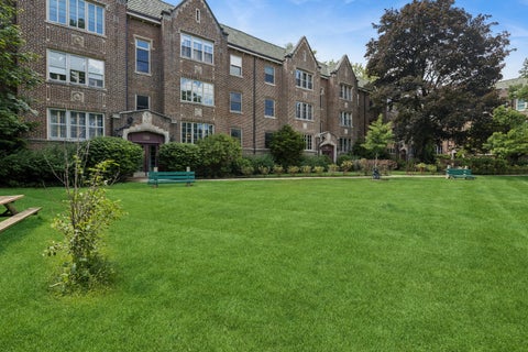 Tiny photo for 1210 Central Street #3N, Evanston, IL 60201 (MLS # 12666309)